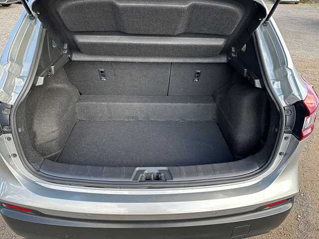 Nissan QASHQAI ACENTA AT 1.3 DIG-T 160 PS NAVI SHZ KAM ACENTA