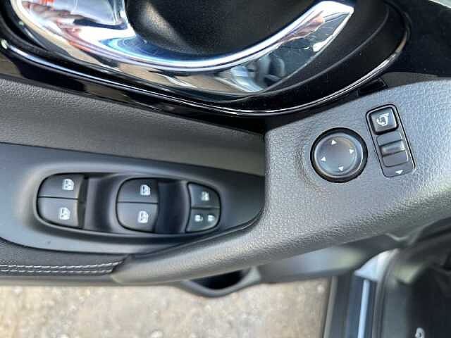 Nissan QASHQAI ACENTA AT 1.3 DIG-T 160 PS NAVI SHZ KAM ACENTA