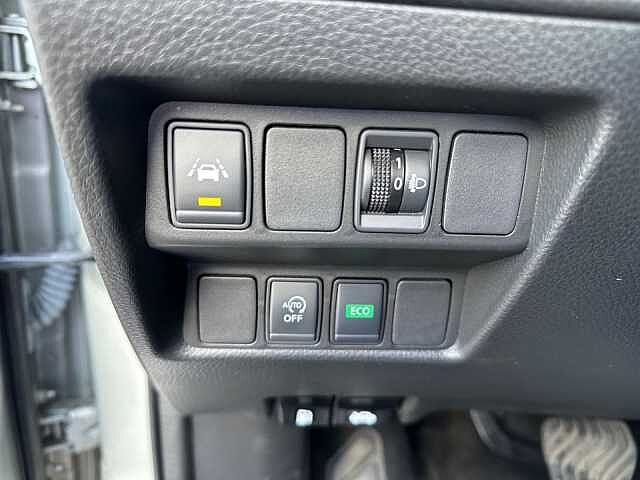 Nissan QASHQAI ACENTA AT 1.3 DIG-T 160 PS NAVI SHZ KAM ACENTA