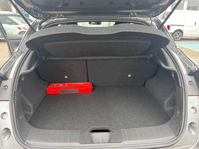 Nissan JUKE TEKNA 6MT Bose BFS SHZ LHZ 360&deg;AVM TEKNA