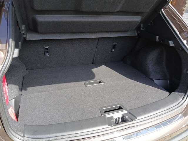 Nissan QASHQAI N-CONNECTA LED*BF*Navi*Kamera*SHZ*