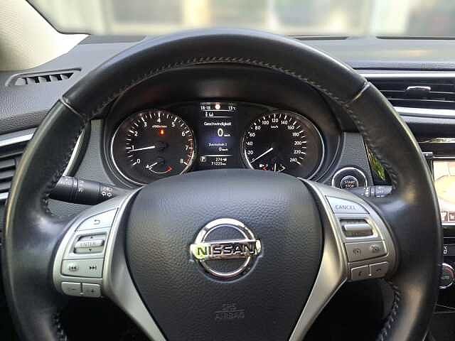 Nissan QASHQAI 1.2 DIG-T Xtronic 4x2 N-Connecta *Navi* *Kamera* *Shz*