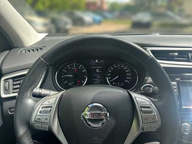 Nissan QASHQAI TEKNA 1.6 DIG-T SHZ NAVI PANO SHZ 360&deg;