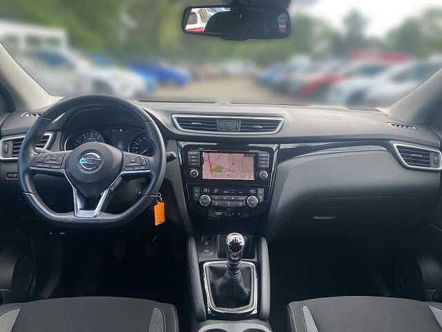Nissan QASHQAI N-WAY 1.3 DIG-T GLASDACH KAMERA BFS NAVI SHZ N-Way