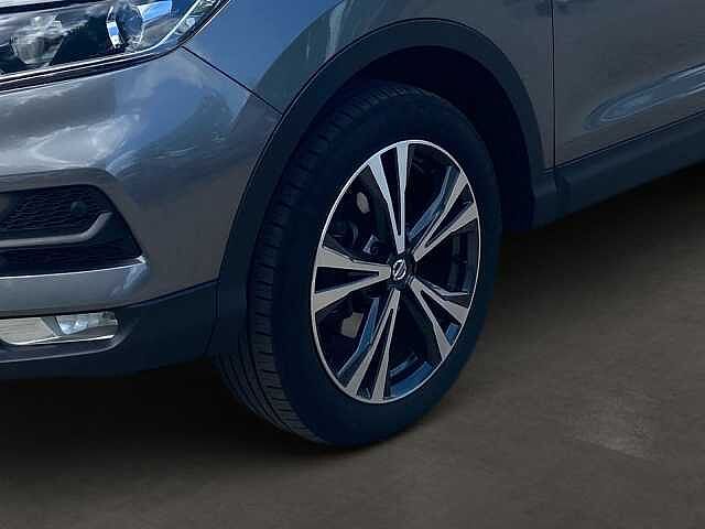 Nissan QASHQAI N-WAY 1.3 DIG-T GLASDACH KAMERA BFS NAVI SHZ N-Way