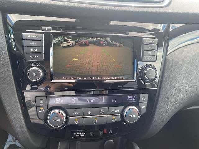 Nissan QASHQAI N-WAY 1.3 DIG-T GLASDACH KAMERA BFS NAVI SHZ N-Way