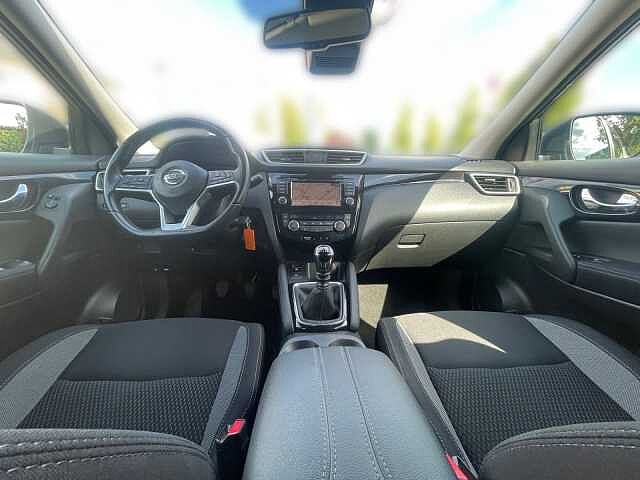 Nissan QASHQAI 1.3 DIGT 140 PS SHIRO NAVI AC KAMERA SHZ ACENTA