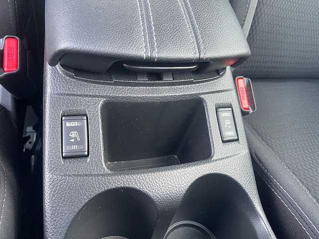 Nissan QASHQAI 1.3 DIGT 140 PS SHIRO NAVI AC KAMERA SHZ ACENTA