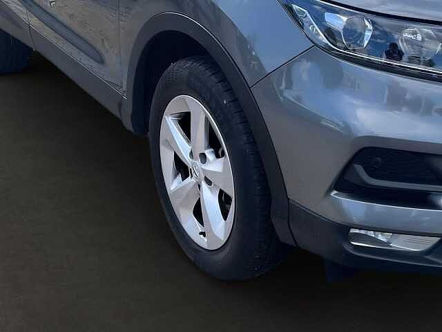 Nissan QASHQAI 1.3 DIGT 140 PS SHIRO NAVI AC KAMERA SHZ ACENTA