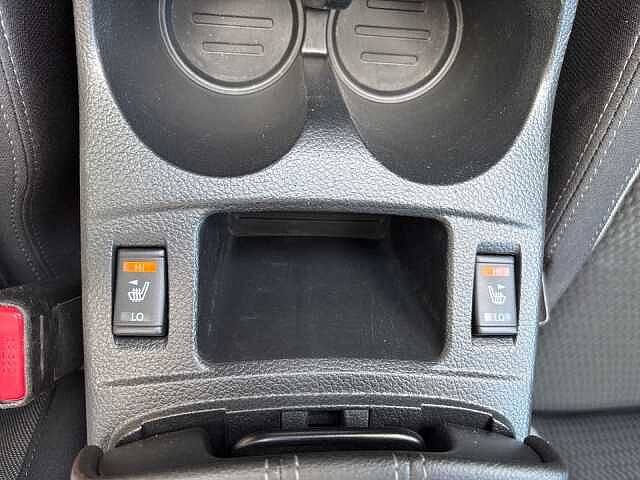 Nissan QASHQAI ACENTA AT 1.3 DIG-T +KAMERA+SHZ+CARPLAY+ ACENTA