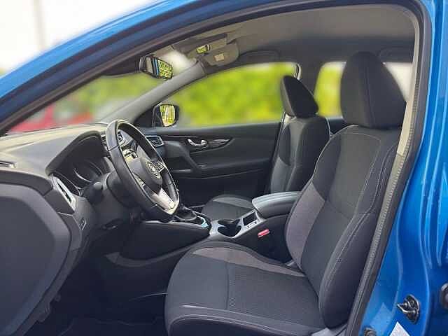Nissan QASHQAI ACENTA AT 1.3 DIG-T +KAMERA+SHZ+CARPLAY+ ACENTA