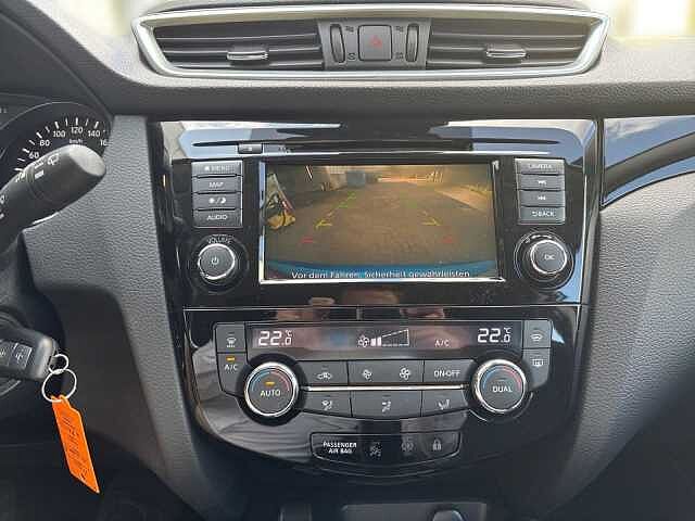 Nissan QASHQAI ACENTA AT 1.3 DIG-T +KAMERA+SHZ+CARPLAY+ ACENTA
