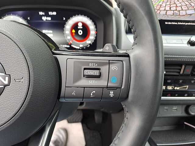 Nissan X-TRAIL VC-T Mild Hybrid 1.5 2WD HUD, 7-Sitzer N-CONNECTA
