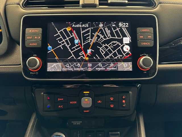 Nissan Leaf 39 kWh Tekna CCS Laden m&ouml;glich*