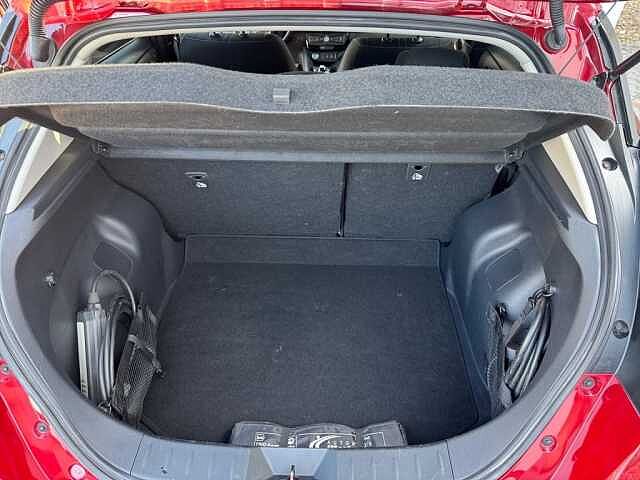 Nissan Leaf 40 kWh N-Connecta Winter, LED, CCS Laden m&ouml;glich*