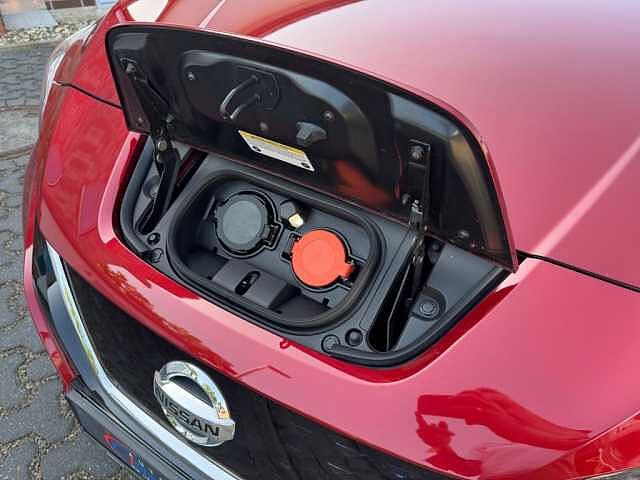 Nissan Leaf 40 kWh N-Connecta Winter, LED, CCS Laden m&ouml;glich*