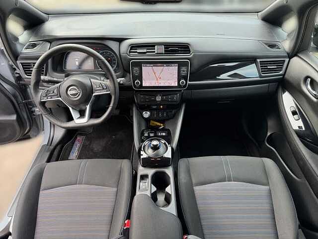 Nissan Leaf 39 kWh N-Connecta CCS Laden m&ouml;glich*