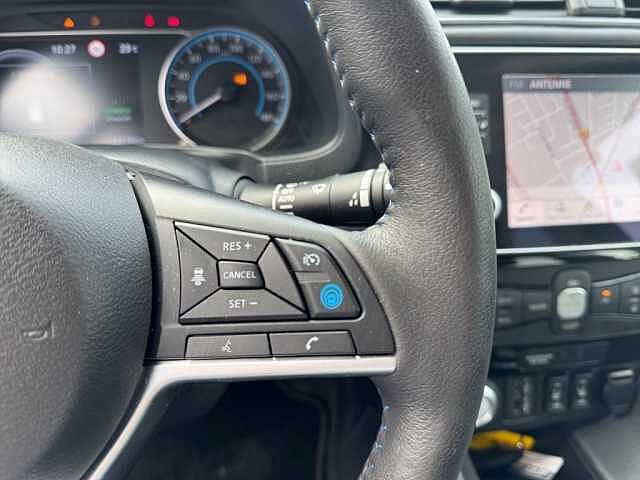 Nissan Leaf 39 kWh N-Connecta CCS Laden m&ouml;glich*