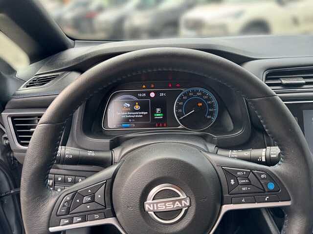 Nissan Leaf 39 kWh N-Connecta CCS Laden m&ouml;glich*