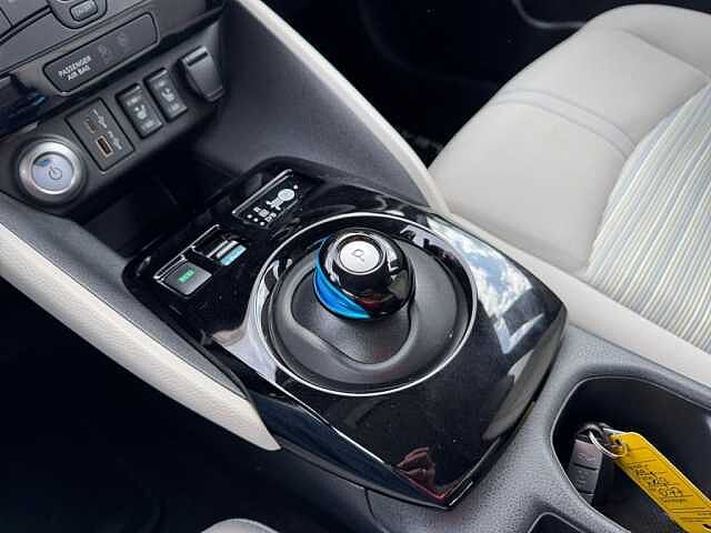 Nissan Leaf 40 kWh N-Connecta CCS Laden m&ouml;glich *