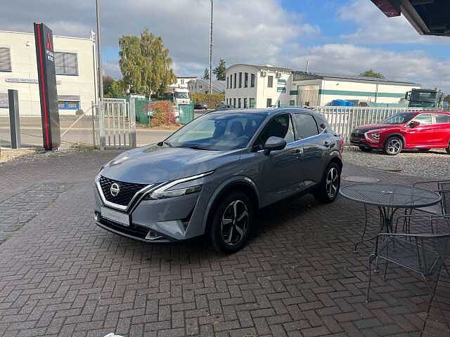 Nissan Qashqai N-Connecta Winter Business Design Technology