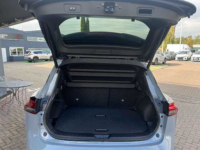 Nissan Qashqai N-Connecta Winter Business Design Technology