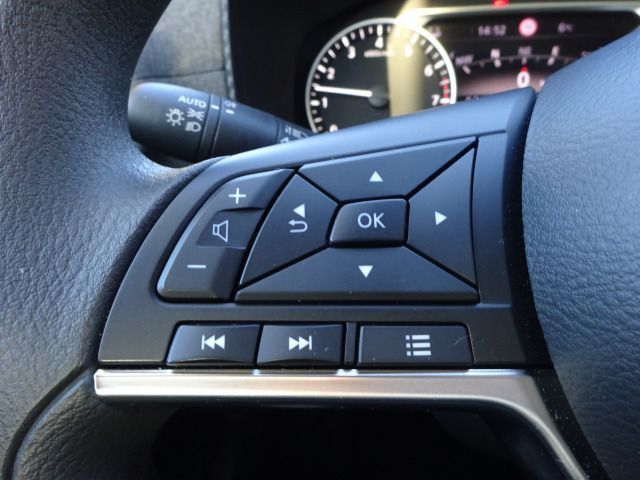 Nissan Juke 1.0 DIG-T 6MT Acenta Komfort Navi Kamera 1.0 DIG-T 6MT Acenta Klima PDC Navi