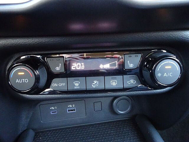 Nissan Juke 1.0 DIG-T 6MT Acenta Komfort Navi Kamera 1.0 DIG-T 6MT Acenta Klima PDC Navi