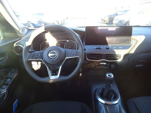 Nissan Juke 1.0 DIG-T 6MT Acenta Komfort Navi Kamera 1.0 DIG-T 6MT Acenta Klima PDC Navi