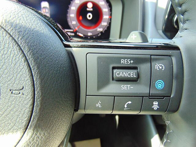 Nissan Qashqai 1.3 MHEV Tekna+ Alu 20&#039; WR auf Alu 360&deg; 20&#039;