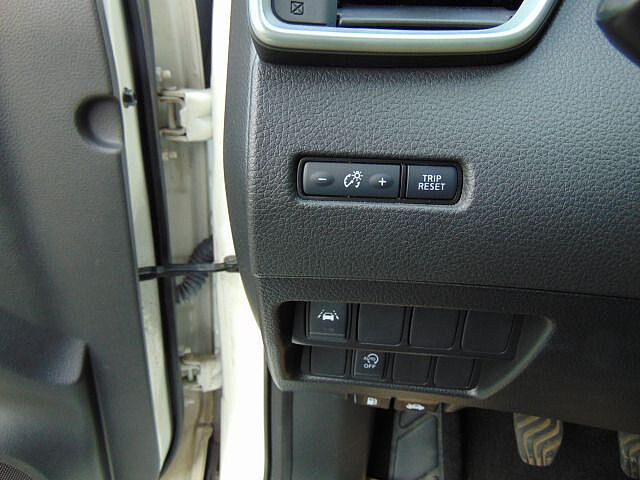 Nissan Qashqai 1.3 DIG-T 6-Gang MT Tekna Leder 360&deg; Alu