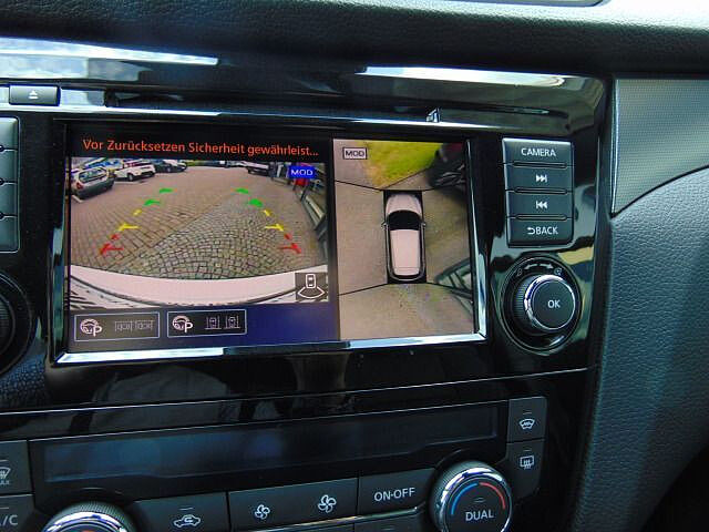 Nissan Qashqai 1.3 DIG-T 6-Gang MT Tekna Leder 360&deg; Alu