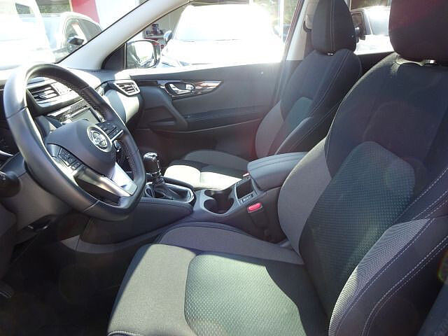 Nissan Qashqai 1.3 DIG-T 6MT 4x2 Zama 360&deg; Panorama AHK