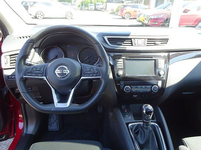 Nissan Qashqai 1.3 DIG-T 6MT 4x2 Zama 360&deg; Panorama AHK