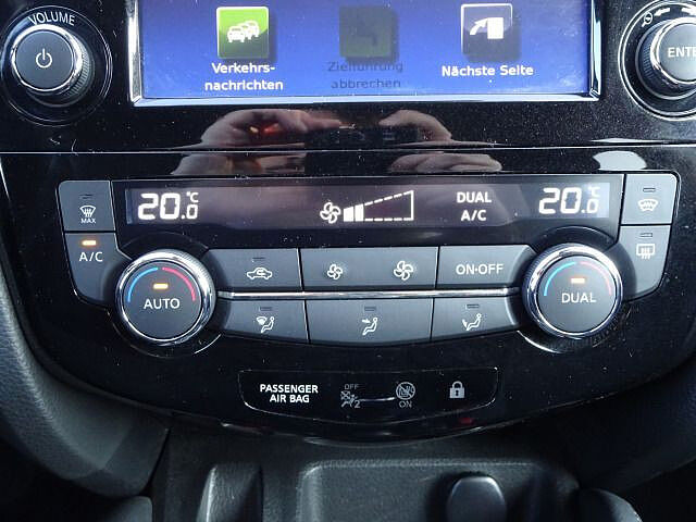 Nissan Qashqai N-Connecta 1.2 DIG-T Klima 360°