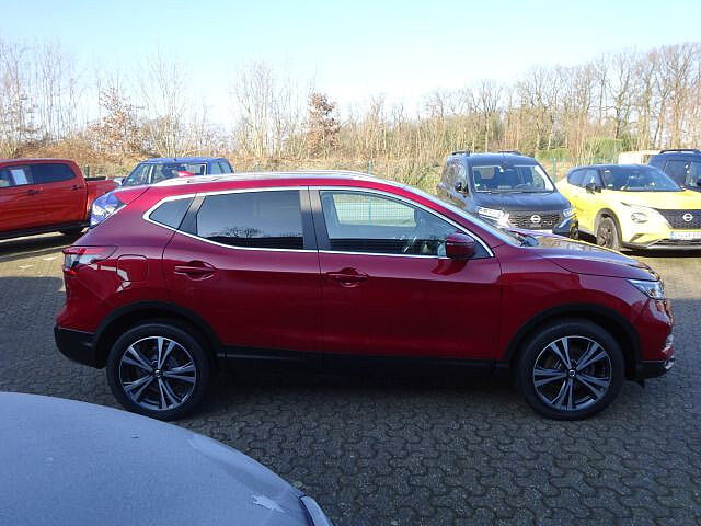 Nissan Qashqai N-Connecta 1.2 DIG-T Klima 360°