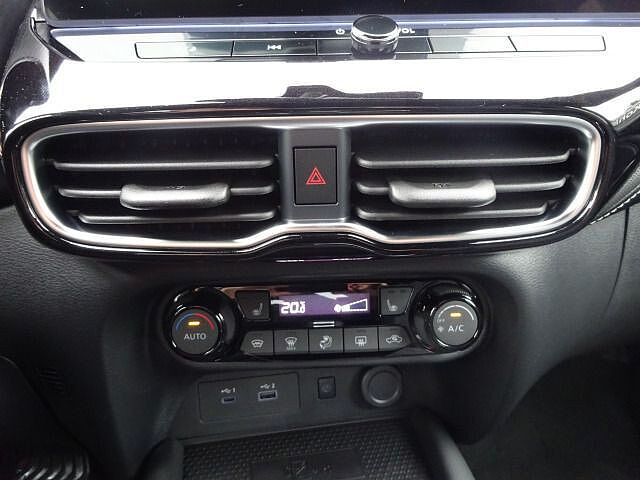 Nissan Juke Hybrid 1.6 Tekna BOSE BFS 19&#039; 360&deg; 19&#039;