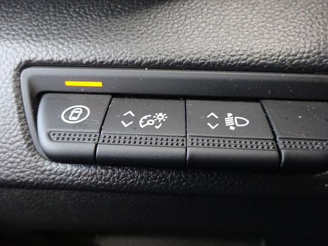 Nissan Primastar Kombi L1H1 2,8t Tekna Design 9Sitzer