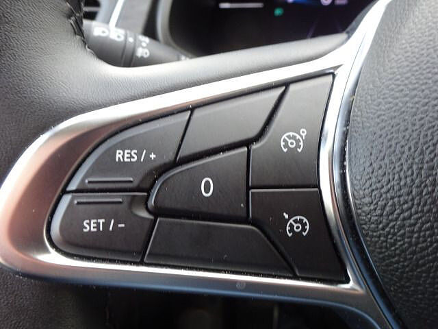 Nissan Primastar Kombi L1H1 2,8t Tekna Design 9Sitzer