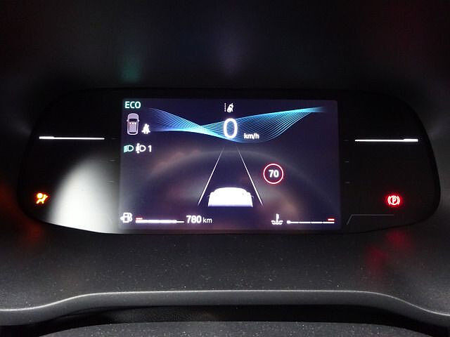 Nissan Primastar Kombi L1H1 2,8t Tekna Design 9Sitzer