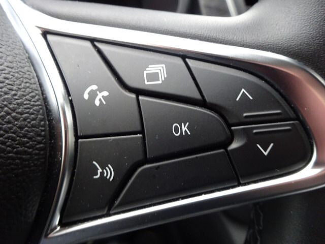 Nissan Primastar Kombi L1H1 2,8t Tekna Design 9Sitzer