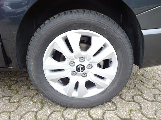 Nissan Primastar Kombi L1H1 2,8t Tekna Design 9Sitzer