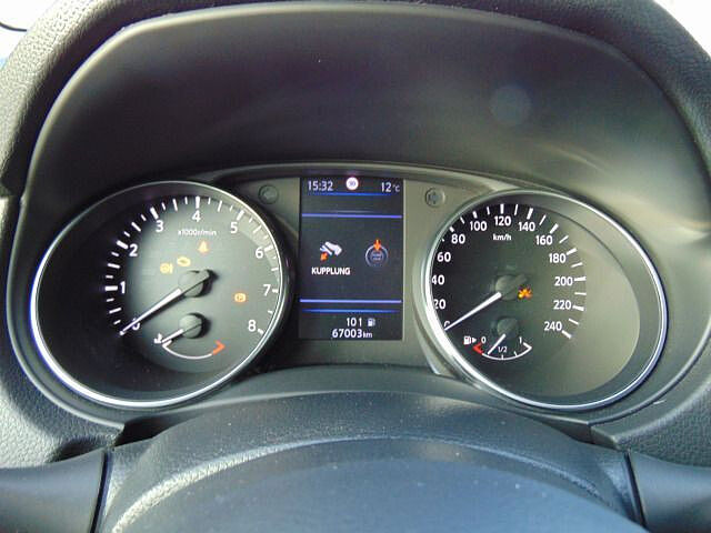 Nissan Qashqai 1.3 DIG-T MT6Tekna 360&deg; Navi Alu19&#039; AHK Alu19&#039;