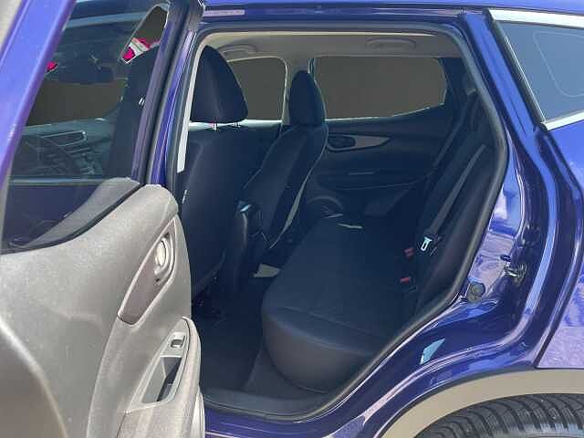 Nissan Qashqai VISIA 1.2 (*PARKSENSOREN VO + HI*)