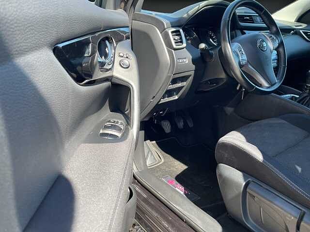 Nissan Qashqai ACENTA 115 PS ( * AHK * NAVI * )