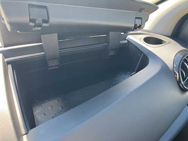 Nissan NV300 COMFORT L1H1 dci120 (*ANH&Auml;NGERKUPPLUNG*)