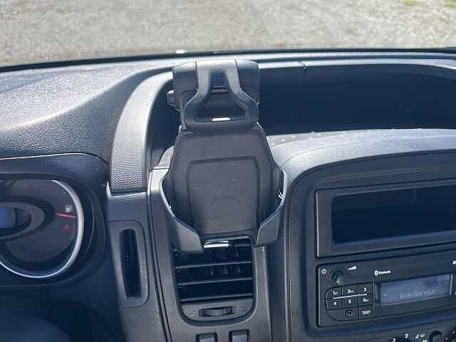 Nissan NV300 COMFORT L1H1 dci120 (*ANH&Auml;NGERKUPPLUNG*)