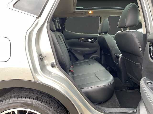 Nissan Qashqai TEKNA 1.2 DIG-T (* 360°-KAMERA * NAVI *)