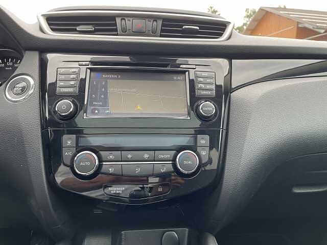 Nissan Qashqai TEKNA 1.2 DIG-T (* 360°-KAMERA * NAVI *)