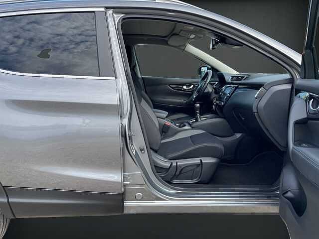 Nissan Qashqai N-WAY 1.3 DIG-T (*NAVI * PANORAMADACH*)